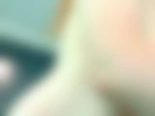 SiennaBreeze MILF webcam performer live streaming