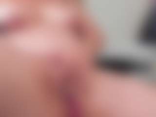 Live cam show with trianaparkeer - New White on TeamSkeetLive | united states