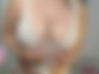 ValentinaGarcia's Live Sex Cam Show