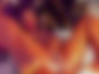 Live cam show with Valkiria-sweet - Ebony Petite on Fling VIP Chat
