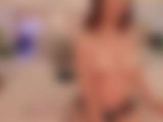 veluna's Live Sex Cam Show