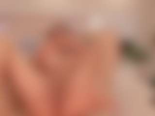 Live cam show with veluna - Bikini on TeamSkeetLive