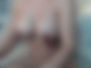 veluna's Live Sex Cam Show