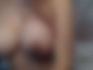 veluna's Live Sex Cam Show