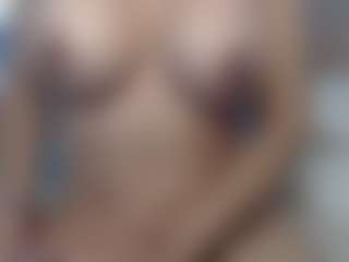 veluna's Live Sex Cam Show