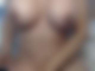 veluna's Live Sex Cam Show