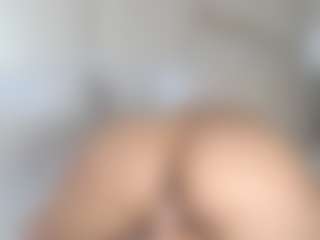 veluna's Live Sex Cam Show