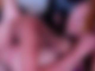 Live cam show with xiongirl - Ass Bouncing on Camsoda