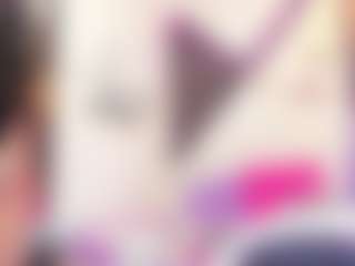 Live cam show with YessicaDoll - No Smoking on madthumbs