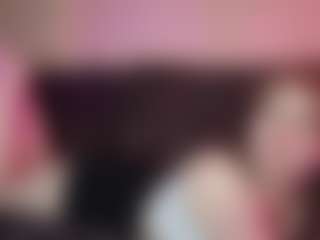Alicewood69's Live Sex Cam Show