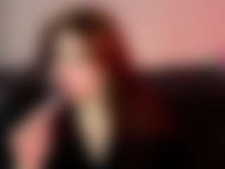 Alicewood69's Live Sex Cam Show