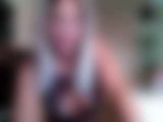 Live cam show with BannedBunny - Gamer MILF on Camming Site