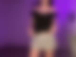 Live cam show with BrittHernander - Granny Brown Hair on Camsoda