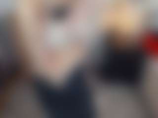 ElenoraMowatt's Live Sex Cam Show