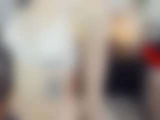 ElenoraMowatt's Live Sex Cam Show
