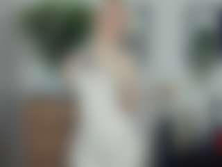 ElenoraMowatt's Live Sex Cam Show