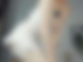 ElenoraMowatt's Live Sex Cam Show