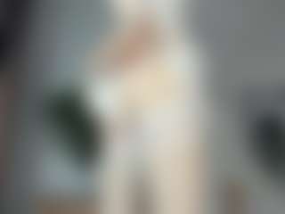 ElenoraMowatt's Live Sex Cam Show