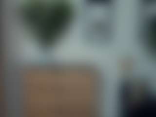 ElenoraMowatt's Live Sex Cam Show