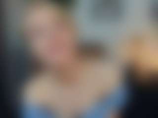 ElenoraMowatt's Live Sex Cam Show