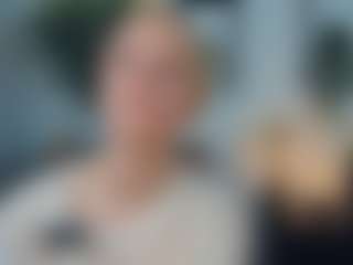 ElenoraMowatt's Live Sex Cam Show