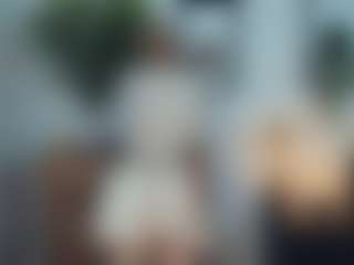 ElenoraMowatt's Live Sex Cam Show