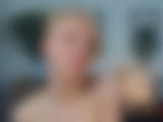 ElenoraMowatt's Live Sex Cam Show