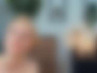 ElenoraMowatt's Live Sex Cam Show