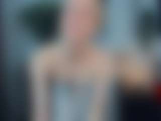 Live cam show with ElenoraMowatt - Teen (18+) on parknlotfishbdy