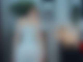 Live cam show with ElenoraMowatt - Teen (18+) on googirlz
