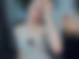 Live cam show with ElenoraMowatt - New Teen (18+) on instabang