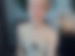 Live cam show with ElenoraMowatt - New Teen (18+) on Livezox