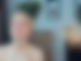 Live cam show with ElenoraMowatt - New Teen (18+) on dropp.cam
