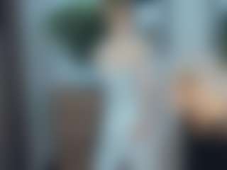 Live cam show with ElenoraMowatt - New Teen (18+) on pussylord.com