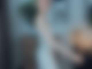 Live cam show with ElenoraMowatt - Teen (18+) on Milfs Live