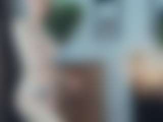 ElenoraMowatt's Live Sex Cam Show