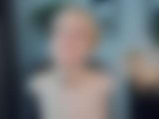 ElenoraMowatt's Live Sex Cam Show