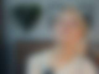 ElenoraMowatt's Live Sex Cam Show