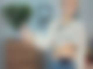 ElenoraMowatt's Live Sex Cam Show
