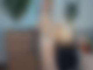 ElenoraMowatt's Live Sex Cam Show