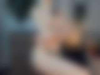ElenoraMowatt's Live Sex Cam Show