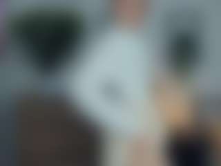 Live cam show with ElenoraMowatt - Small Tits on Streamer API