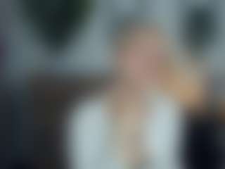 Live cam show with ElenoraMowatt - Orgasm on Camsoda