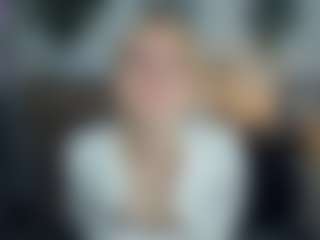 ElenoraMowatt's Live Sex Cam Show