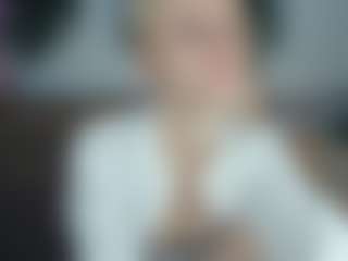 ElenoraMowatt's Live Sex Cam Show