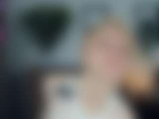 ElenoraMowatt's Live Sex Cam Show