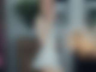 ElenoraMowatt's Live Sex Cam Show