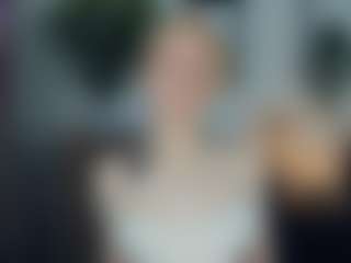 ElenoraMowatt's Live Sex Cam Show