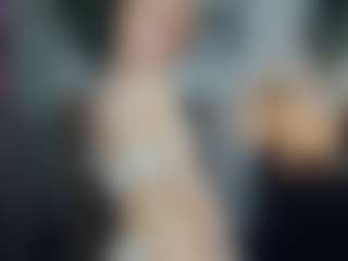 ElenoraMowatt's Live Sex Cam Show