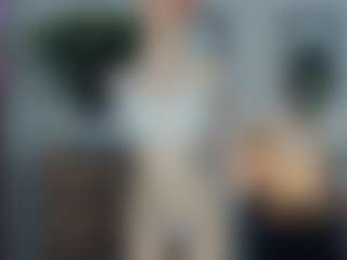 ElenoraMowatt's Live Sex Cam Show